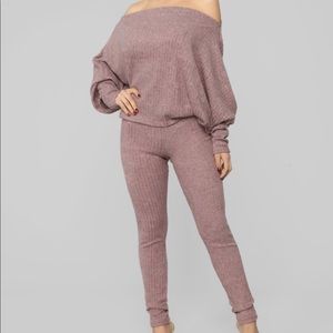 Two piece Mauve pant set NWT
